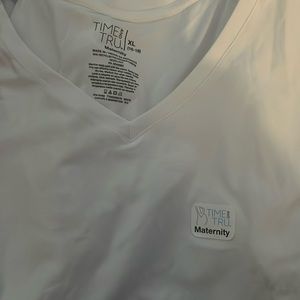 Maternity tshirt